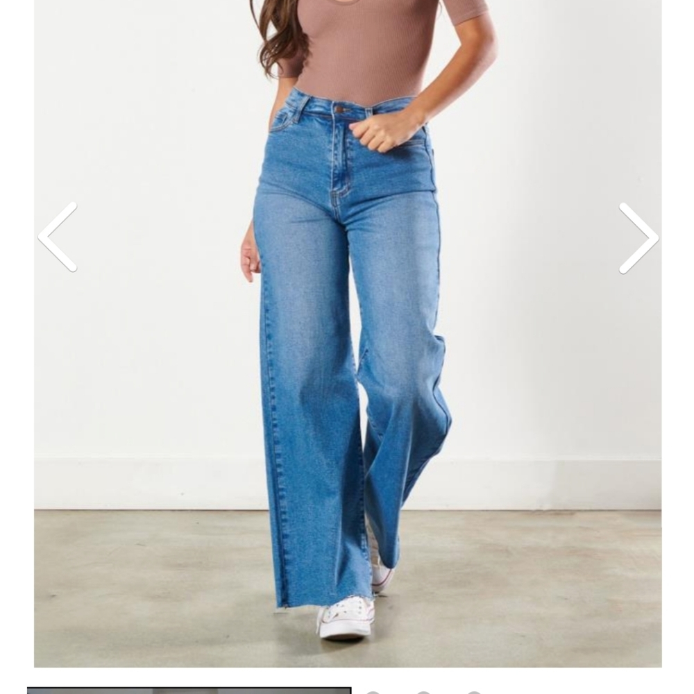 Vibrany m.i.u medium wash denim jeans